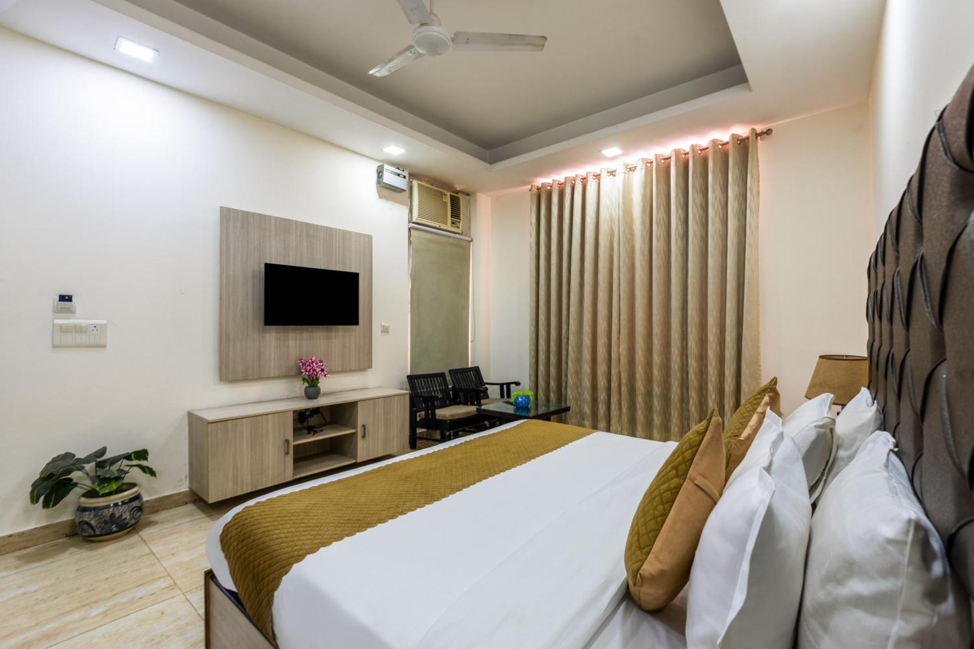 Kabul Hotel By Nexhub Palace - Medanta Γκουργκάον Εξωτερικό φωτογραφία