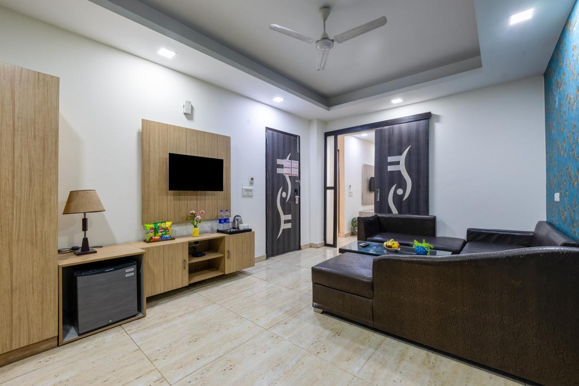 Kabul Hotel By Nexhub Palace - Medanta Γκουργκάον Εξωτερικό φωτογραφία